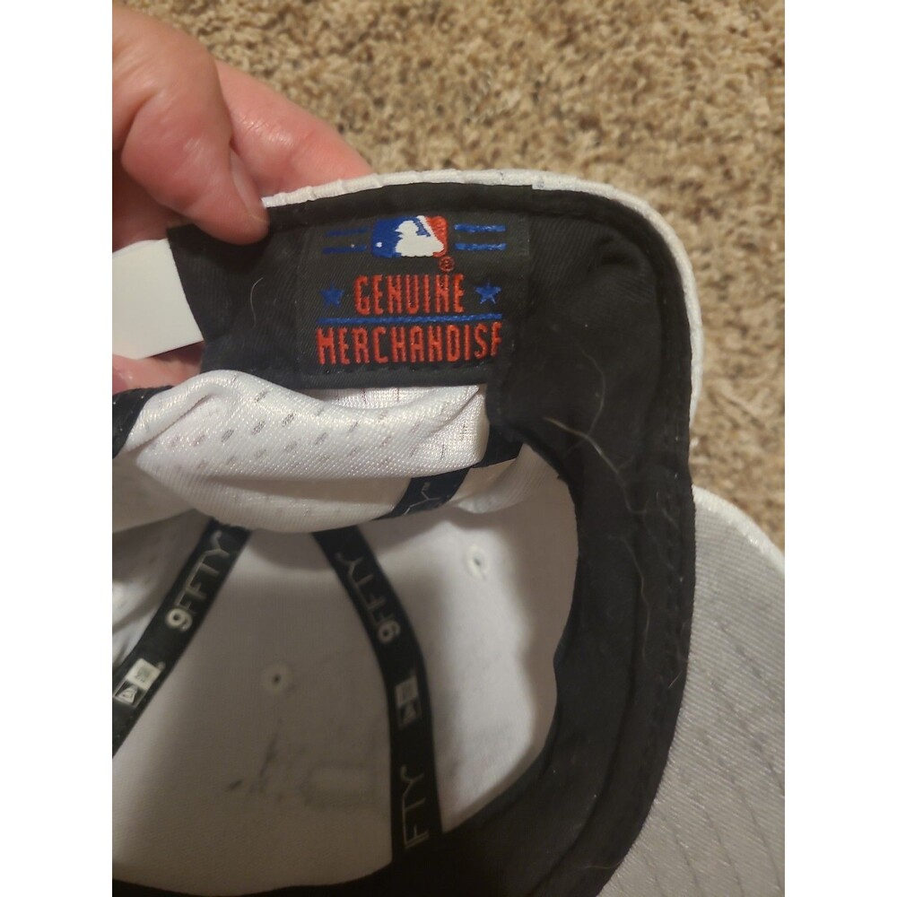 Cincinnati Reds Baseball Cap Adjustable - Picture 5 of 5